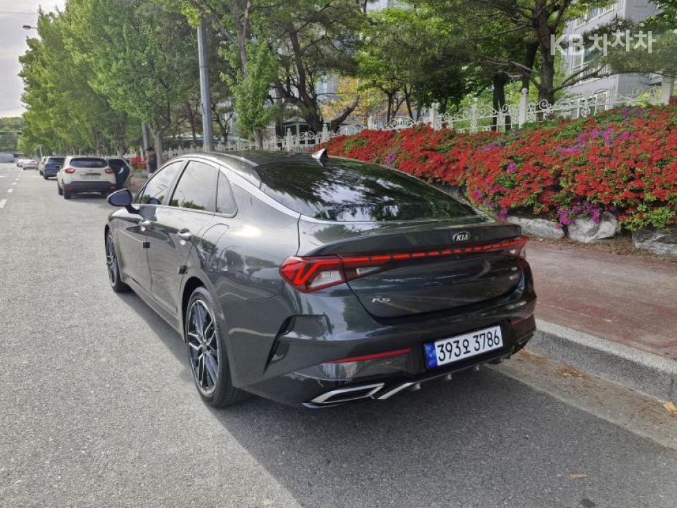 2020 - kia k5