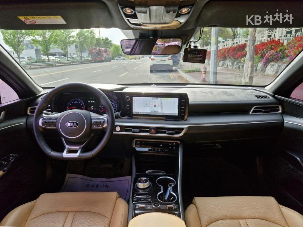 2020 - kia k5