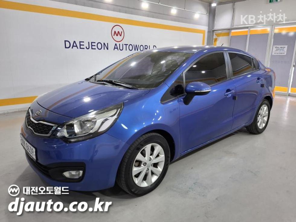 2012 kia pride
