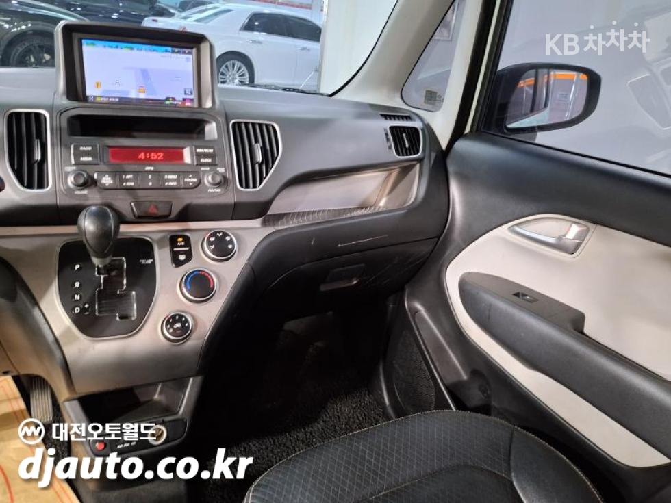 2012 - kia ray