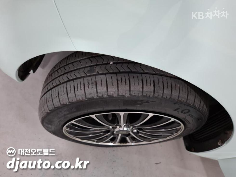 2012 - kia ray