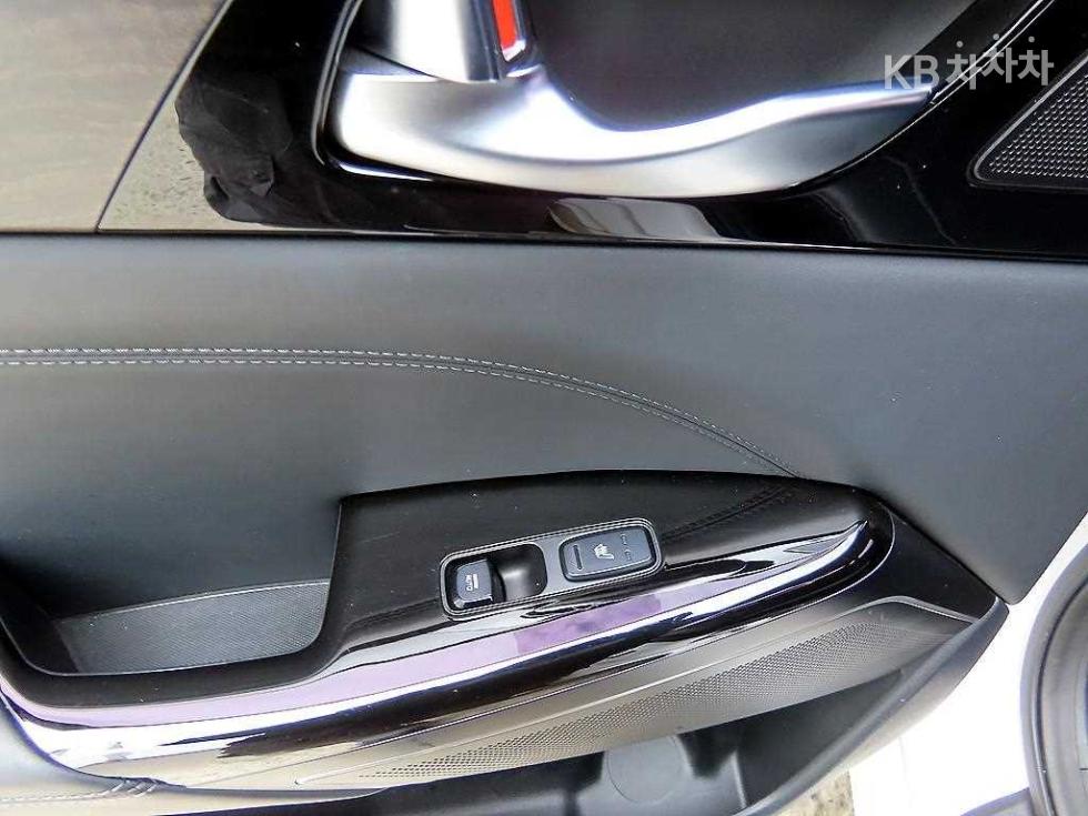 2020 - kia k7