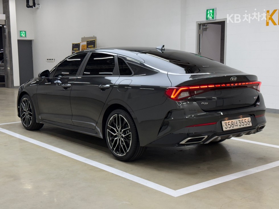 2020 - kia k5
