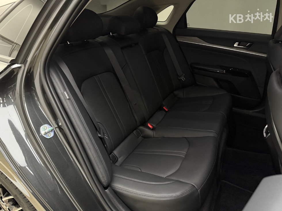 2020 - kia k5