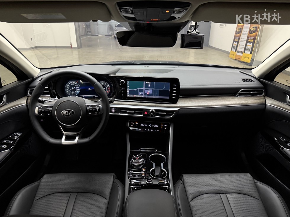 2020 - kia k5