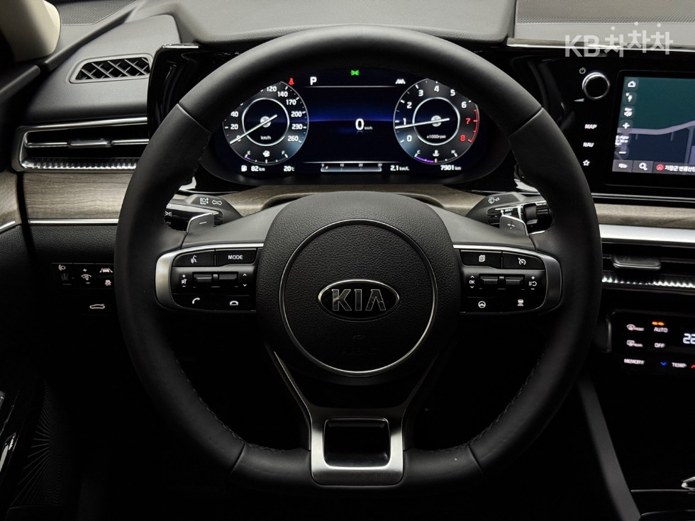 2020 - kia k5