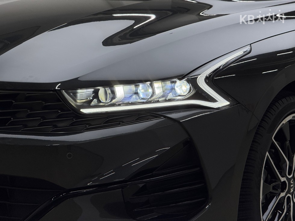 2020 - kia k5