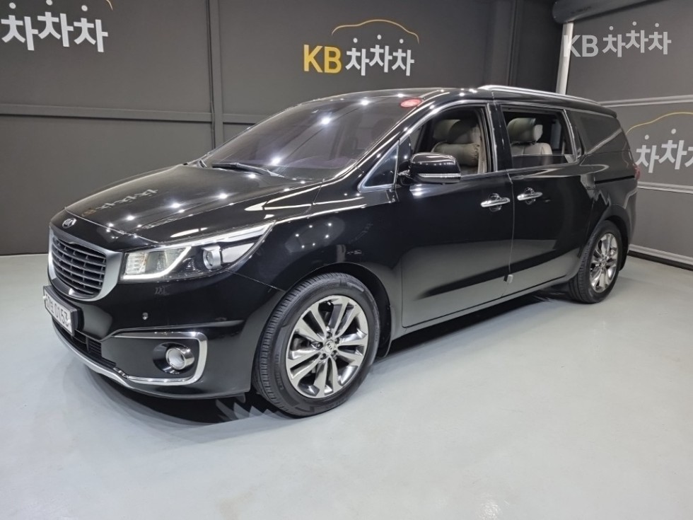 2017 - kia carnival
