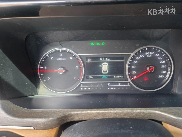 Kia Sorento 2.2 Diesel 2WD Prestige 6
