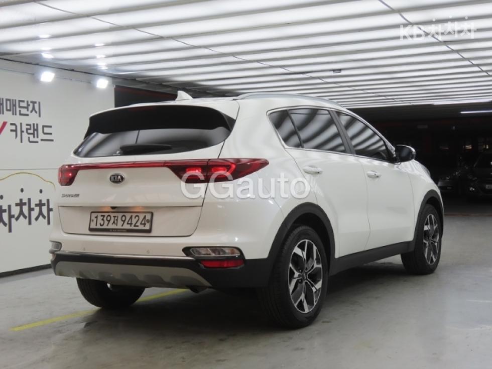 2020 - kia sportage