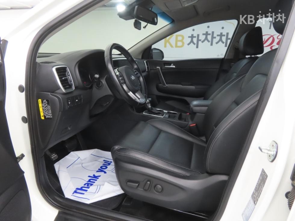 2020 - kia sportage