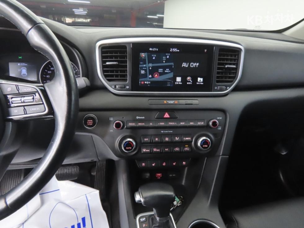 2020 - kia sportage
