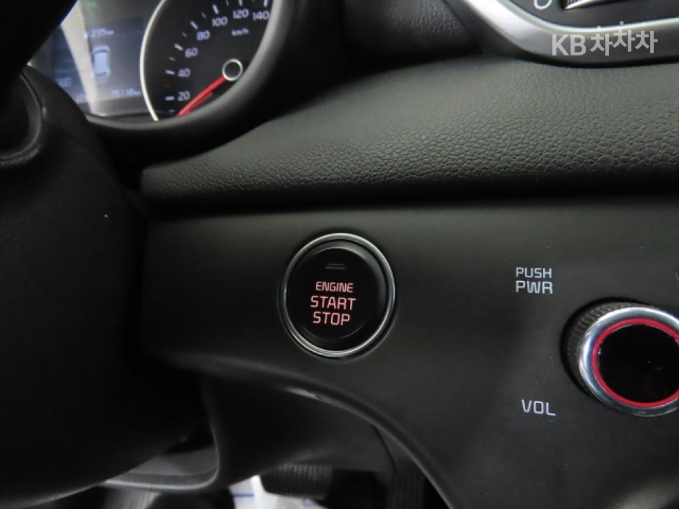 2020 - kia sportage