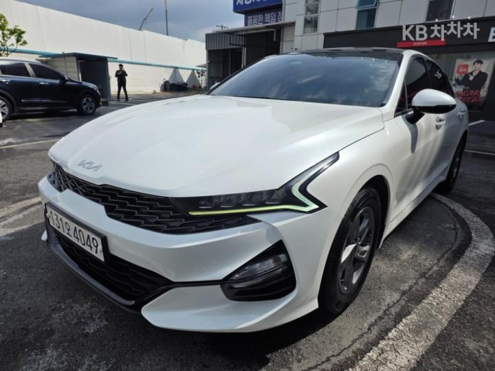 Kia K5 2.0 LPI 렌터카 — foto 1