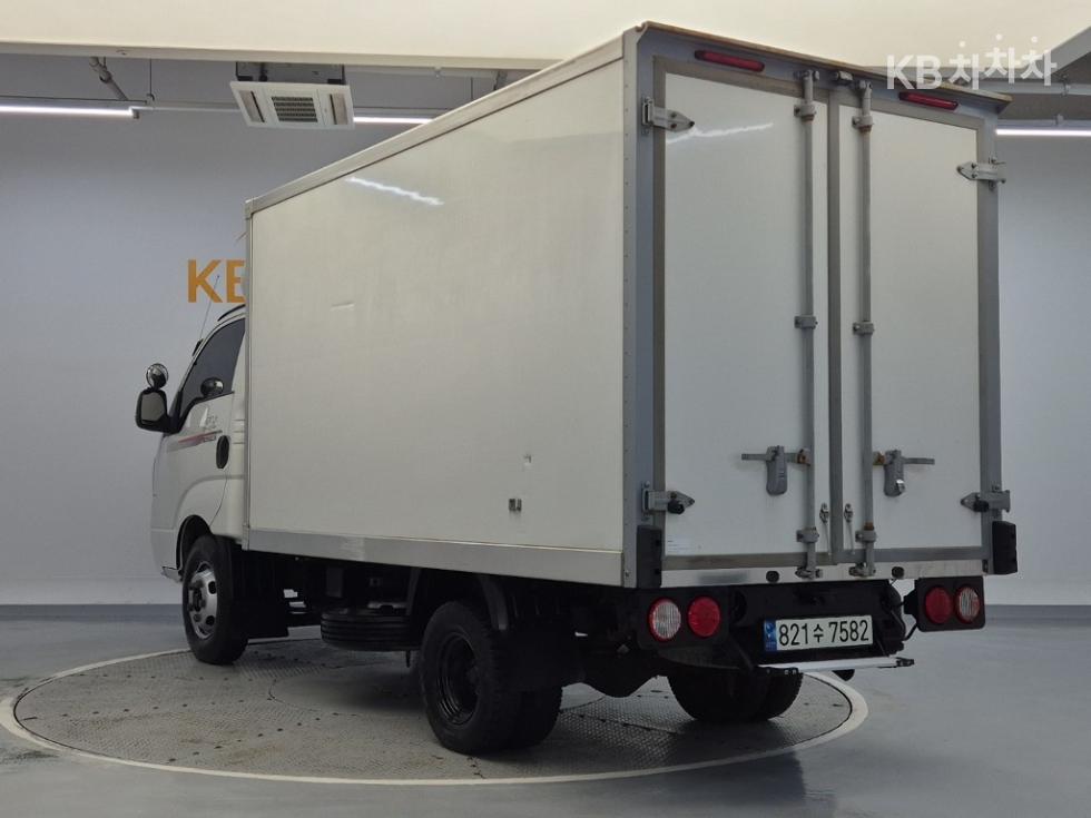 2022 - kia bongo iii