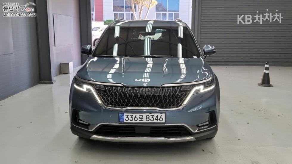 2023 - kia carnival