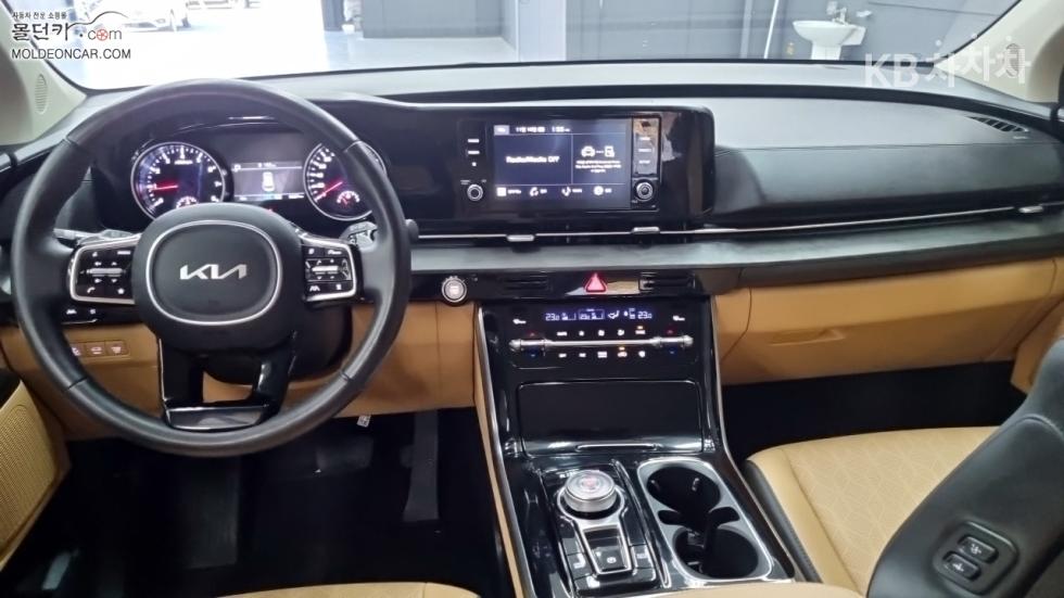 2023 - kia carnival