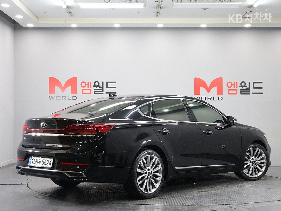 2020 - kia k7