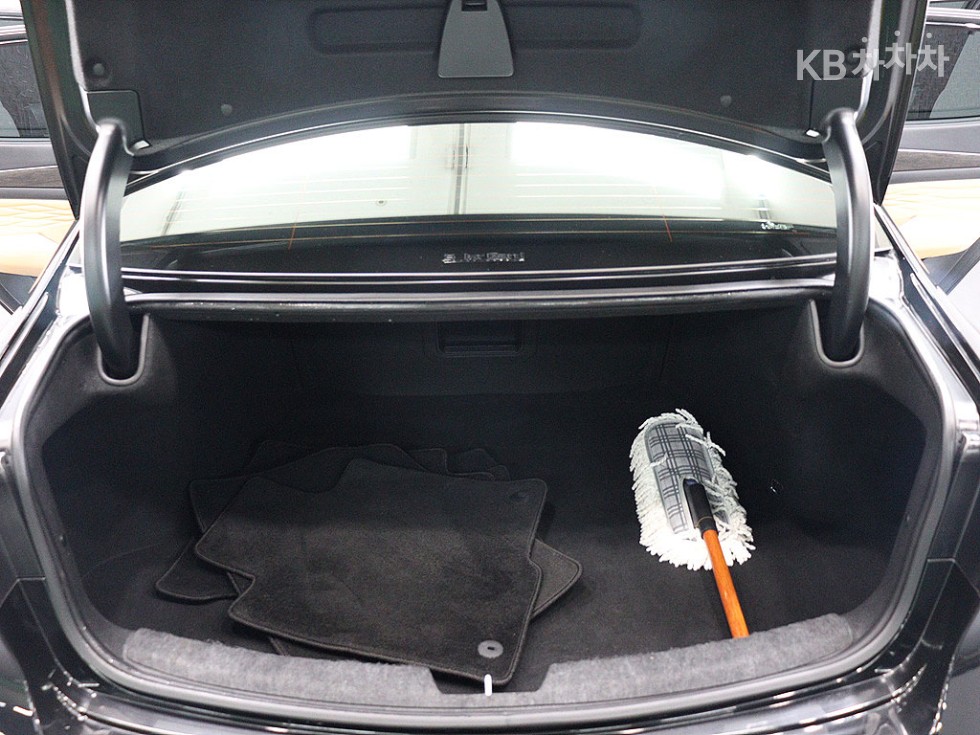 2020 - kia k7