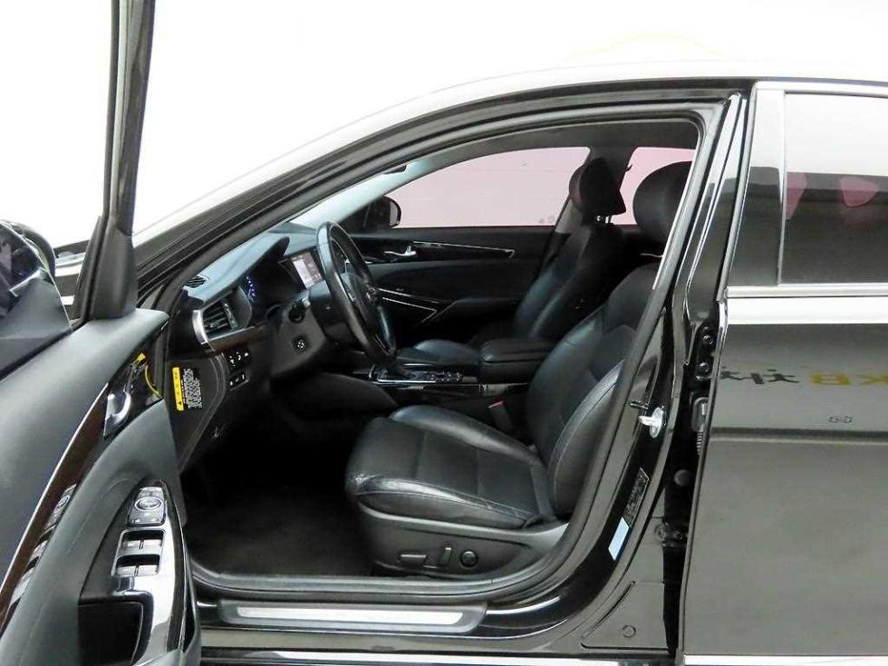 2017 - kia k7