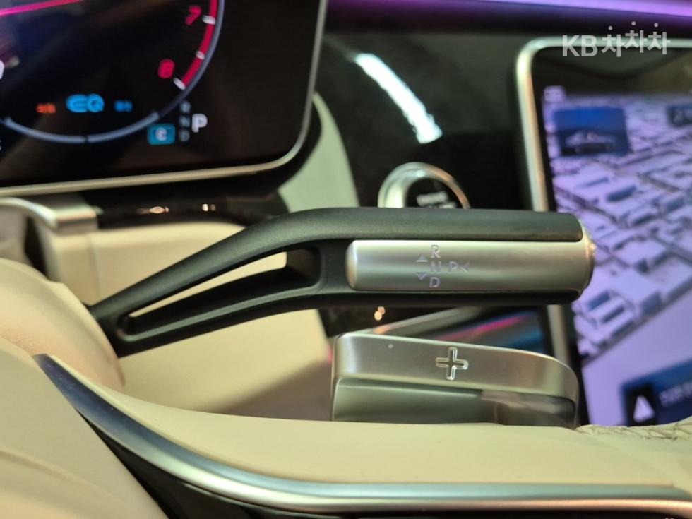 Mercedes-Benz S-klasse — miniaturë 8