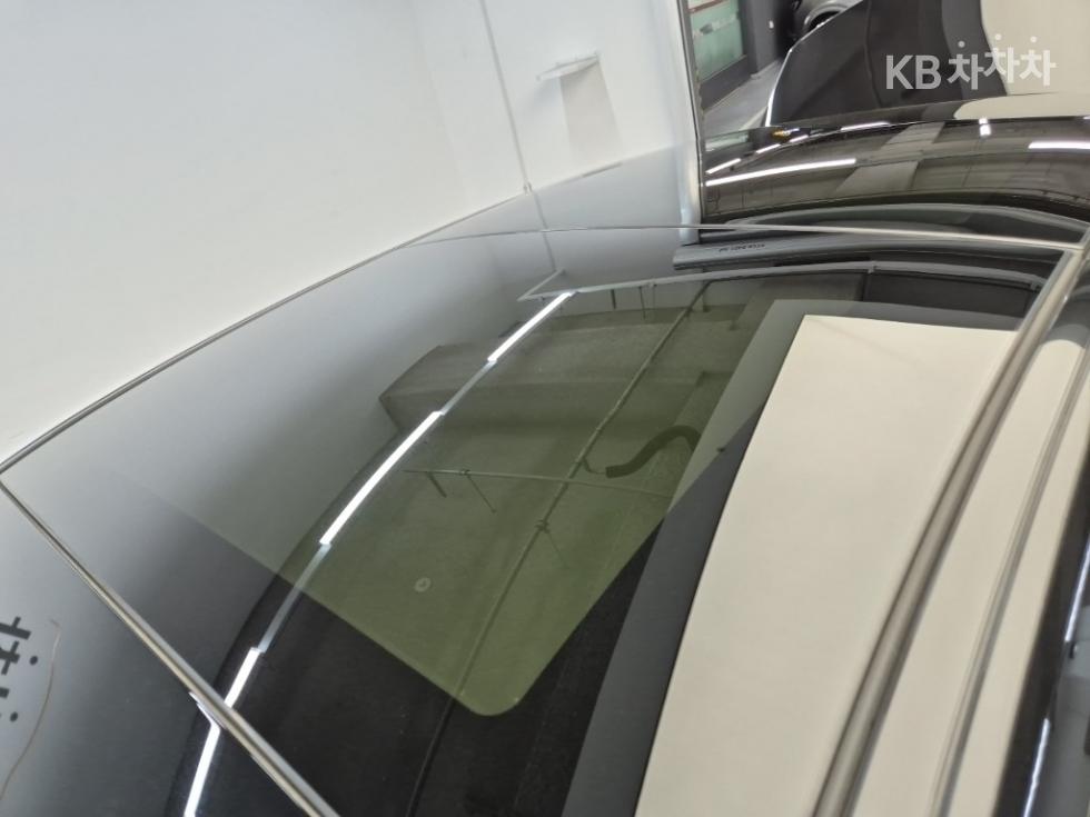 Mercedes-Benz S-klasse — miniaturë 13