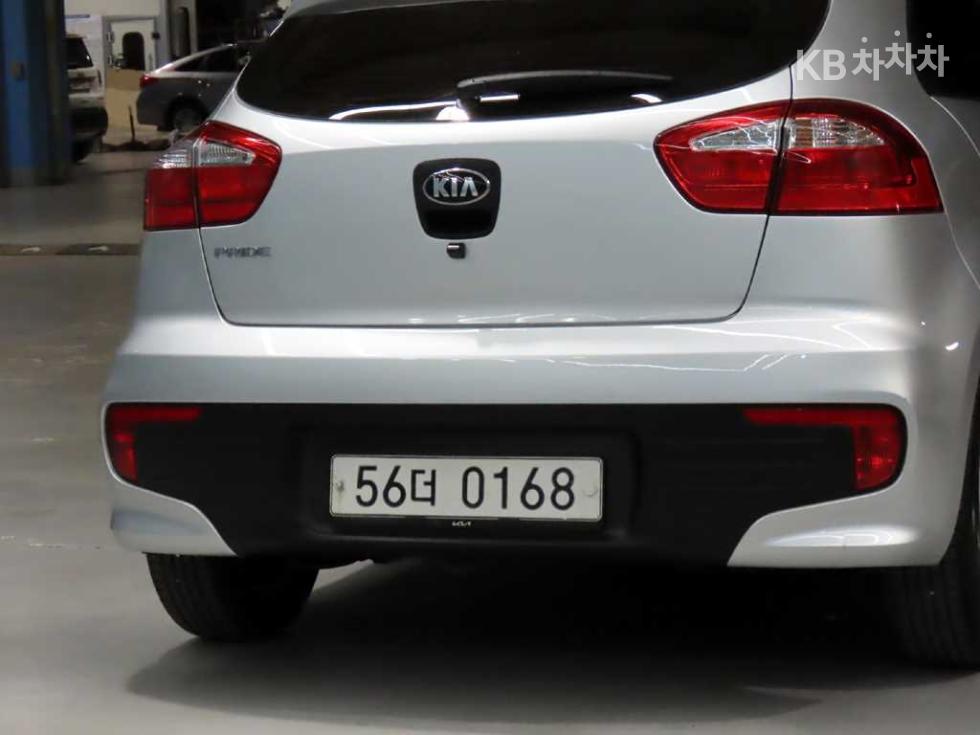 2016 - kia pride