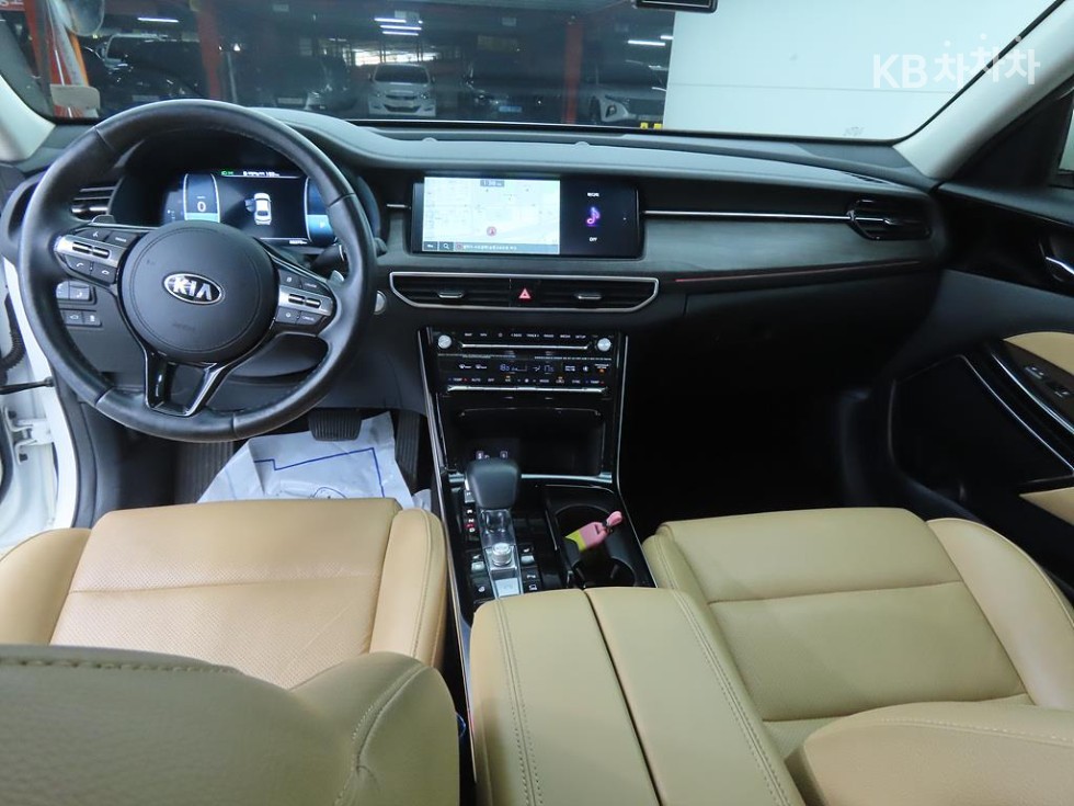 2020 - kia k7
