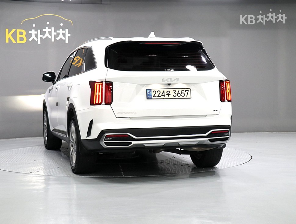 2023 - kia sorento