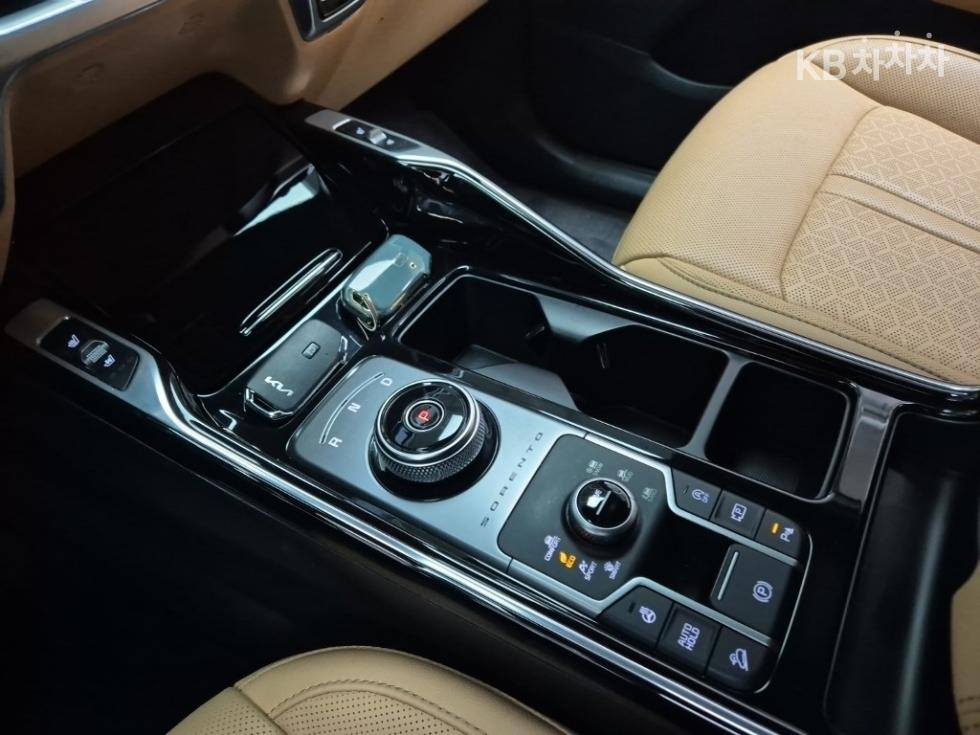 2022 - kia sorento