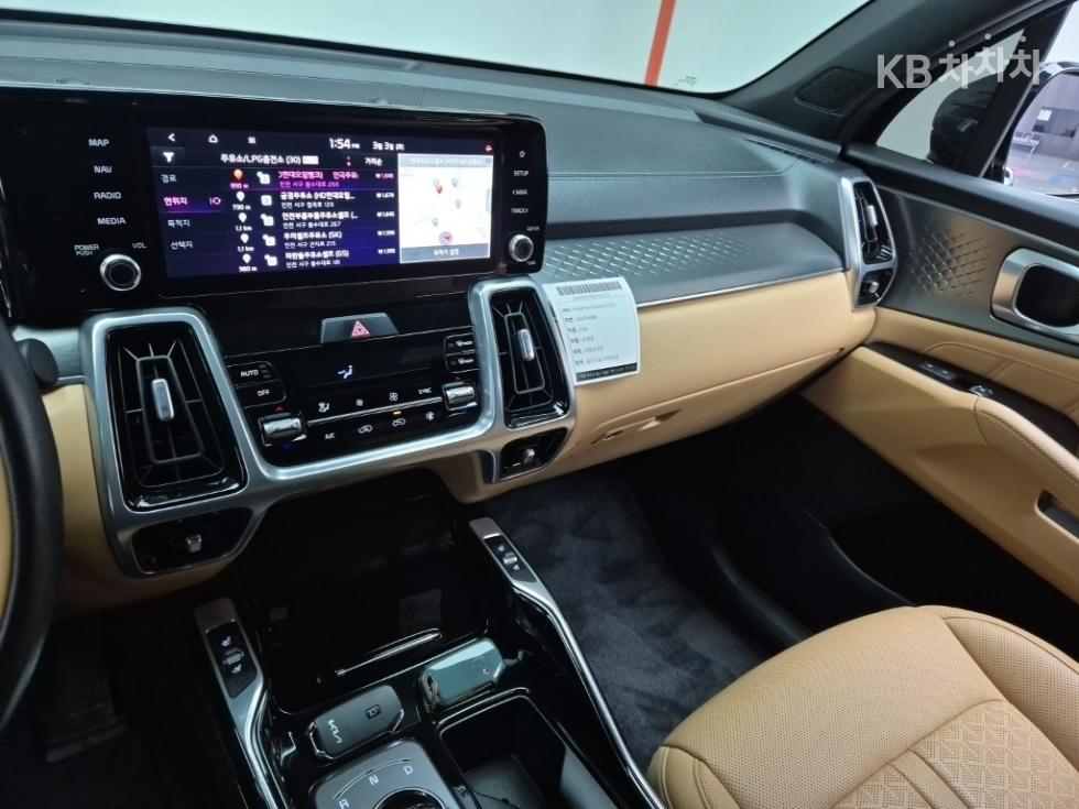 2022 - kia sorento