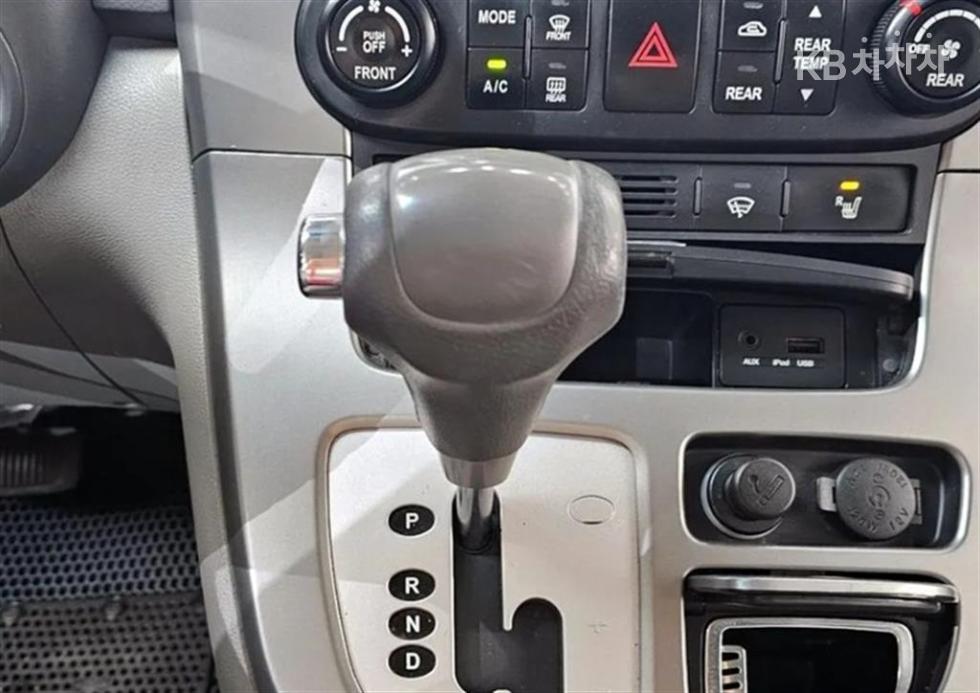 2009 - kia grand carnival