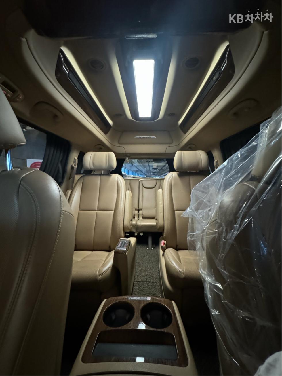 2016 - kia carnival