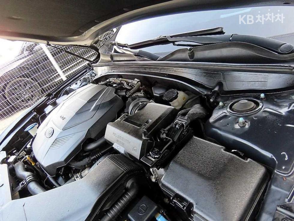 2017 - kia k7