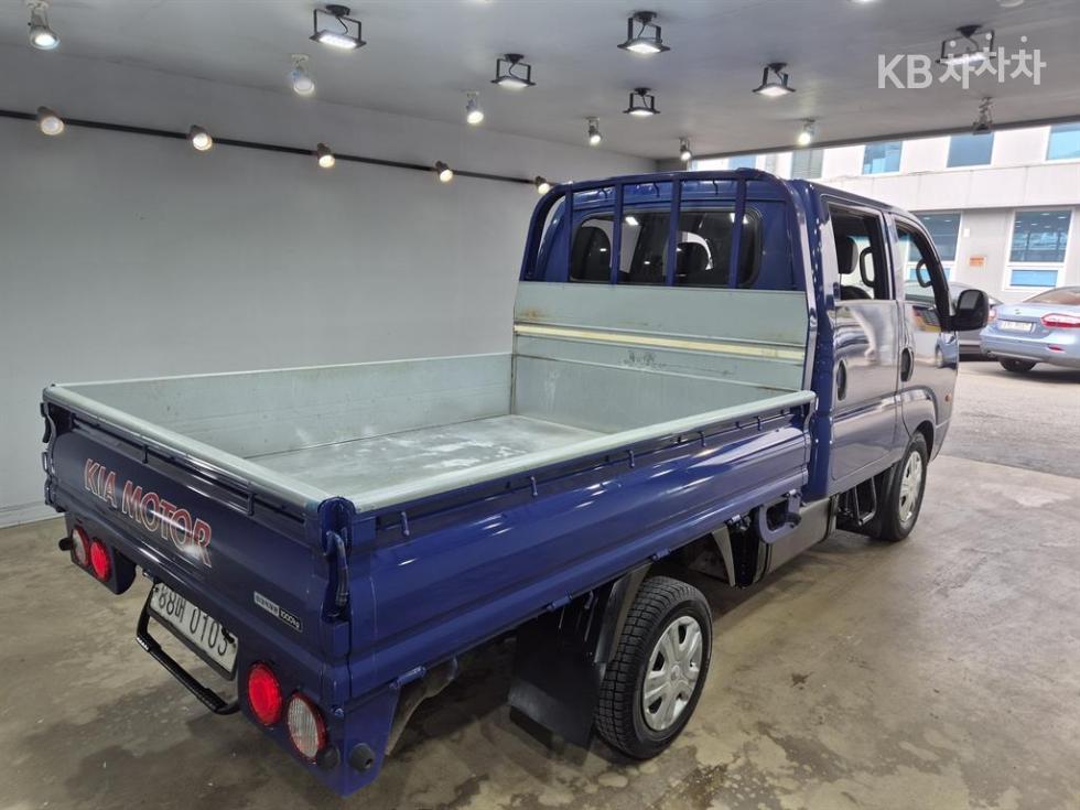 2018 - kia bongo iii