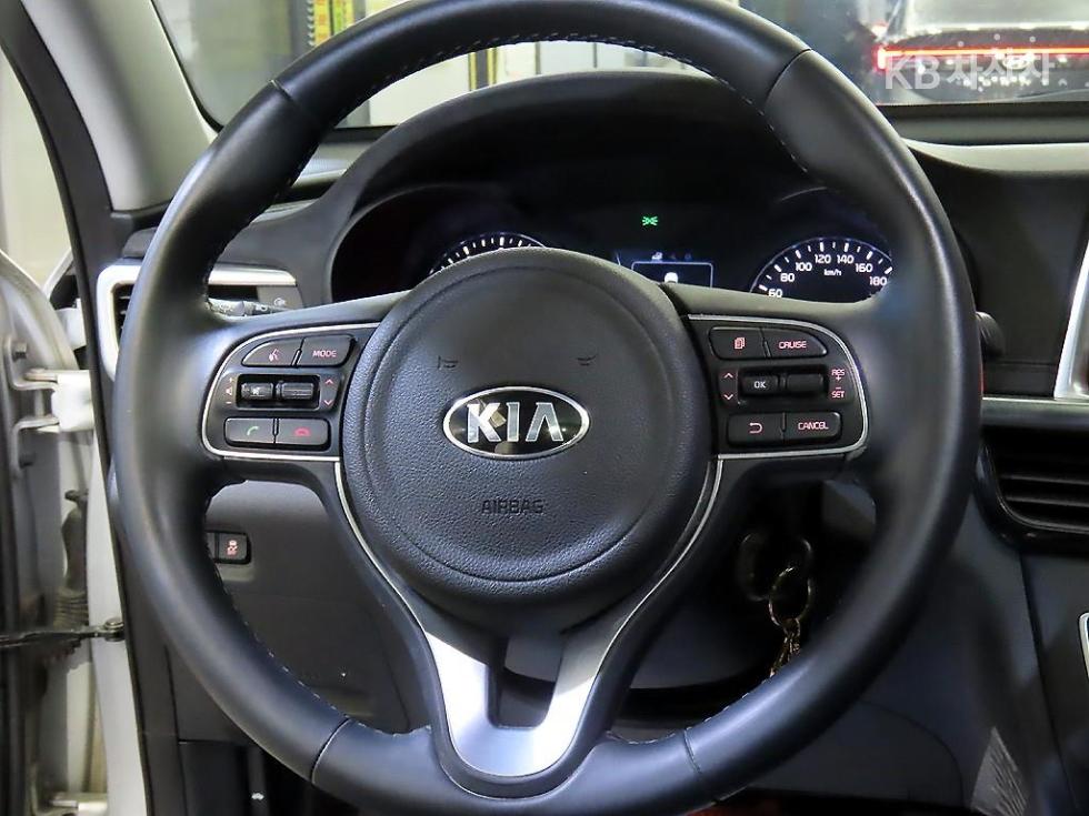 2016 - kia k5