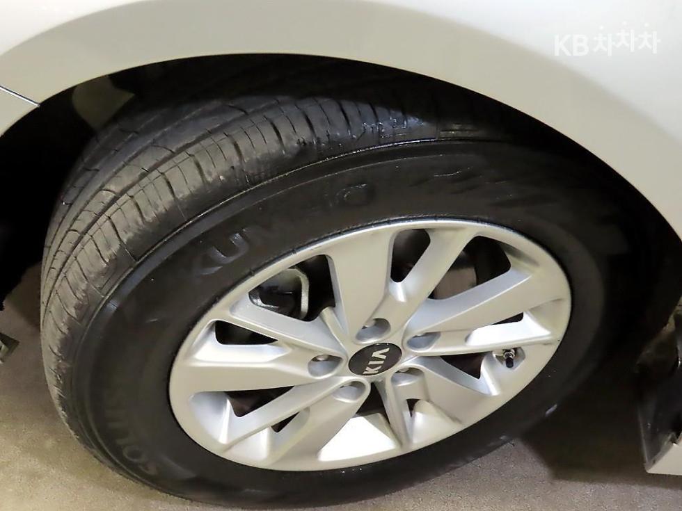 2016 - kia k5