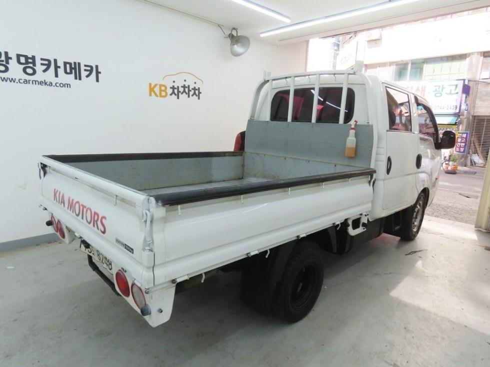 2014 - kia bongo iii