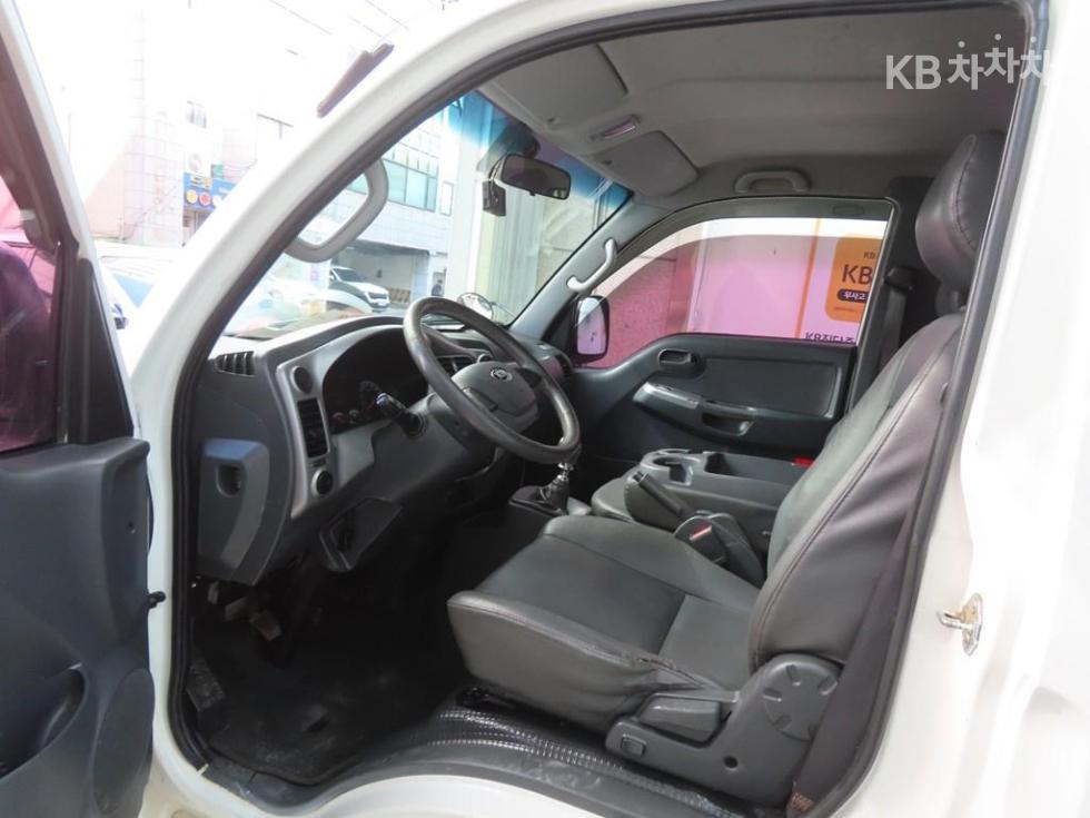 2014 - kia bongo iii