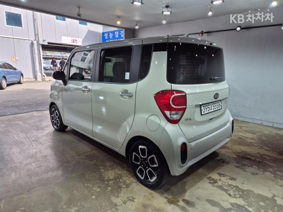 2021 - kia ray