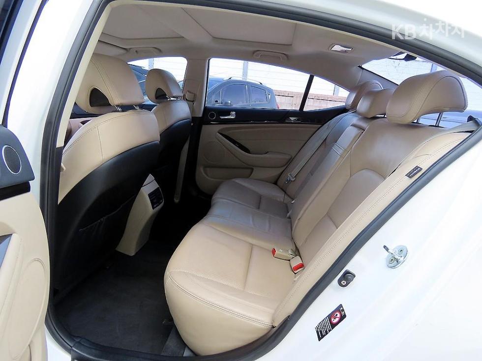 2014 - kia k7