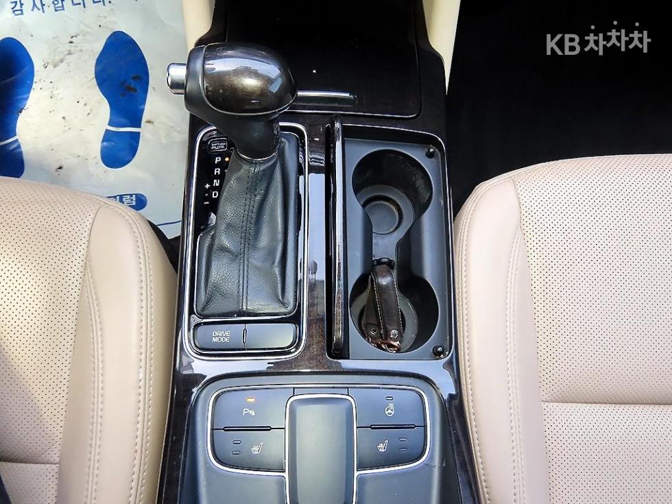 2014 - kia k7