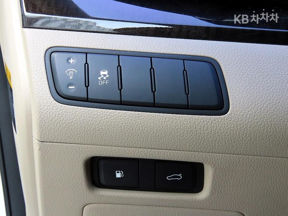 2014 - kia k7