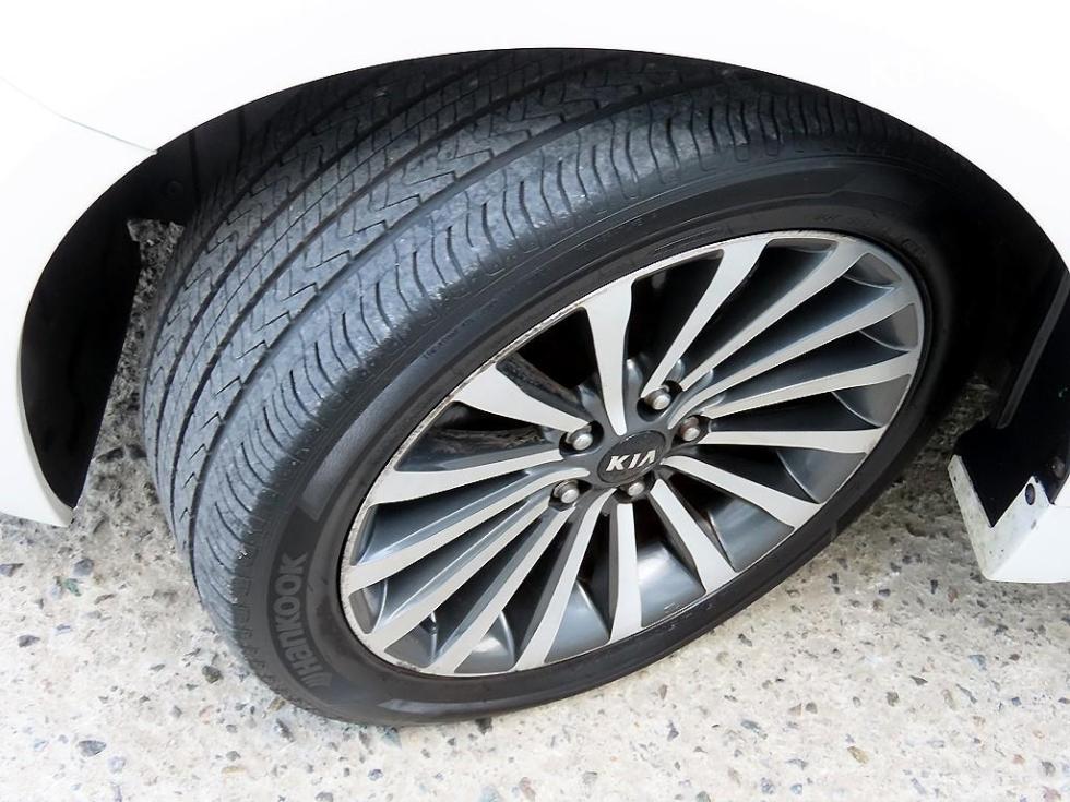 2014 - kia k7