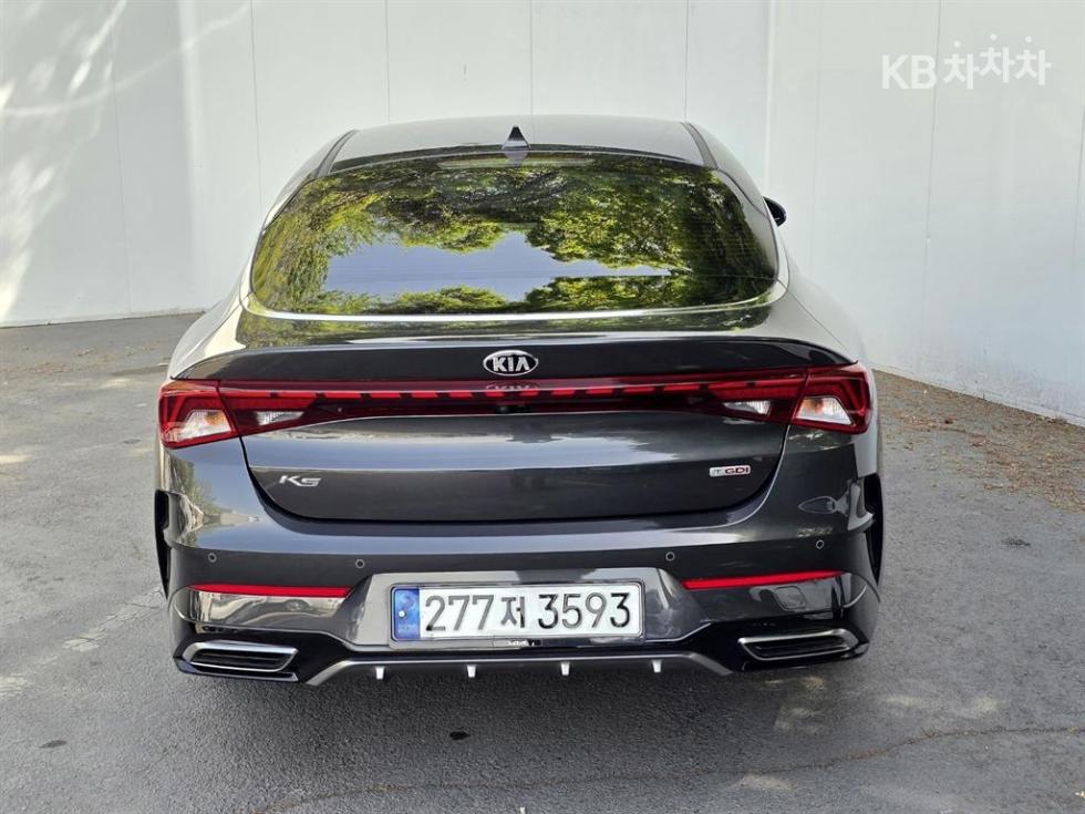2021 - kia k5