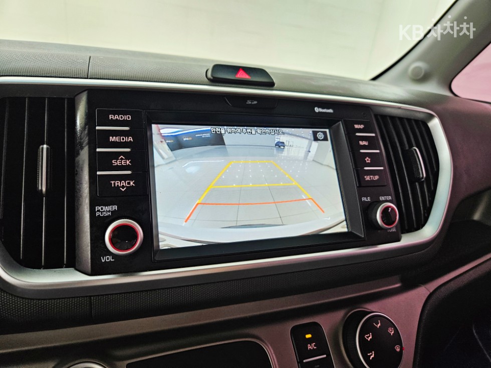 2019 - kia ray