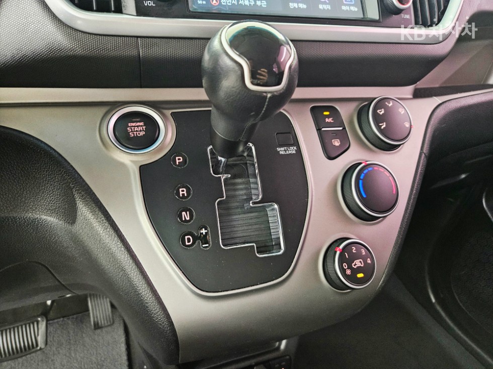 2019 - kia ray