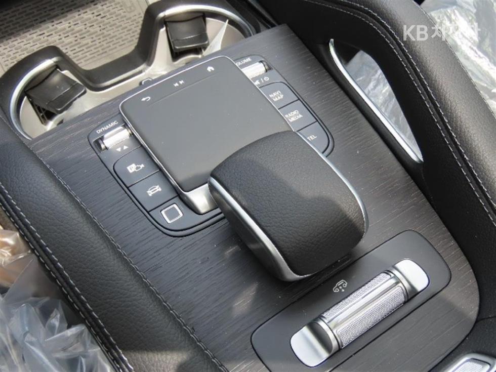 Mercedes-Benz GLE — miniaturë 6