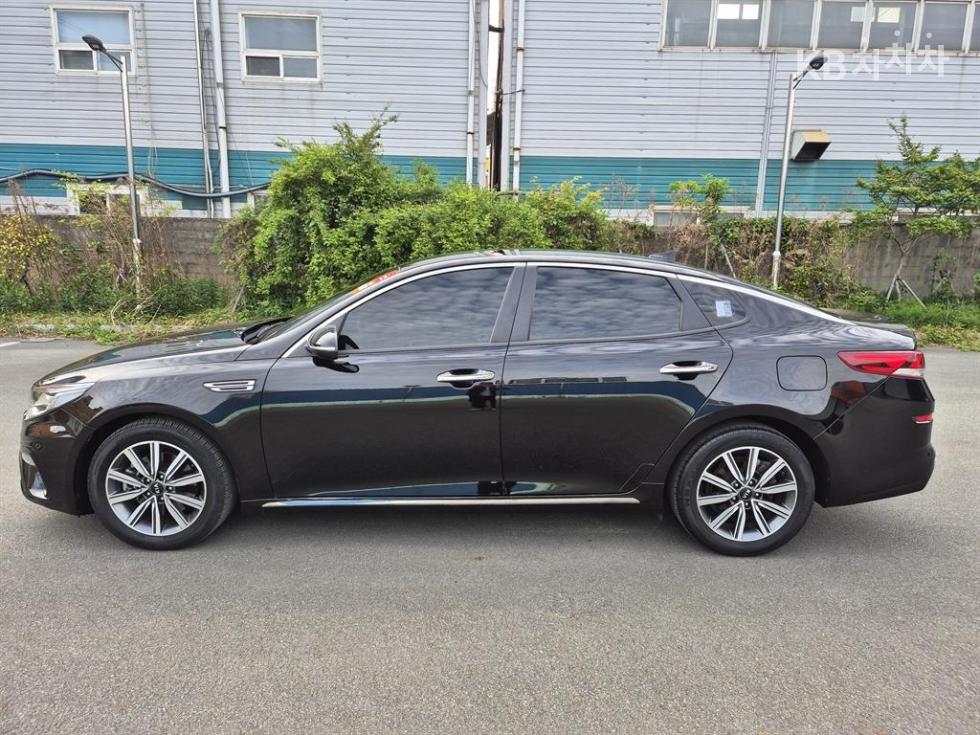 2020 - kia k5