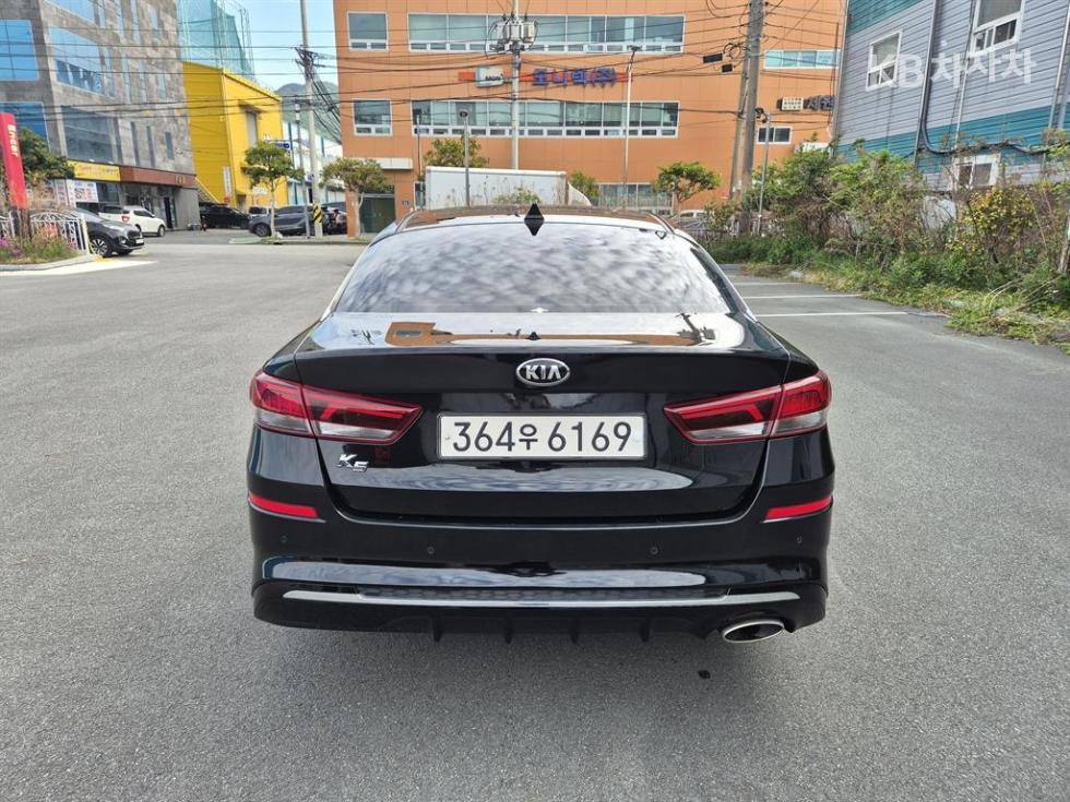 2020 - kia k5